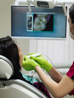 Intraoral images on chairside computer