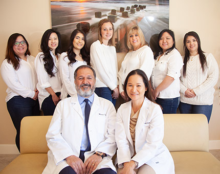 Murphy Family Implant and Cosmetic Dentistry team smiling